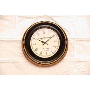 Classy Wooden Antique Clock with Artistic Engravings