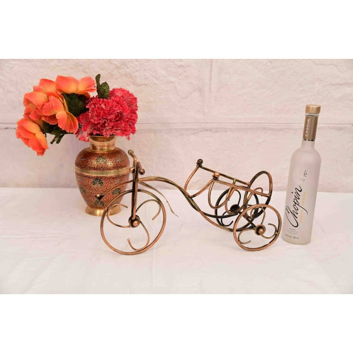 Cool Retro Look Iron Bagghi Style Bottle Stand 002