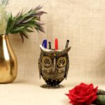 Iron Painted Owl Pen Stand