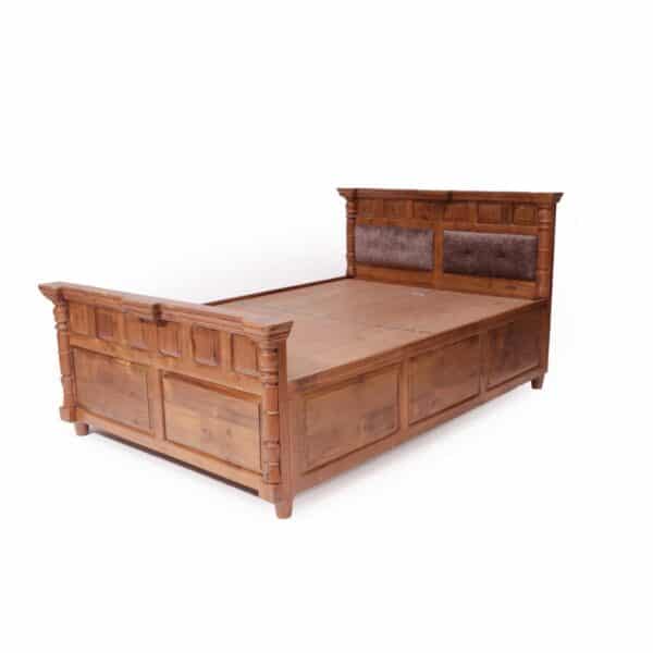 Traditional Wooden Linear Double Bed For Home2
