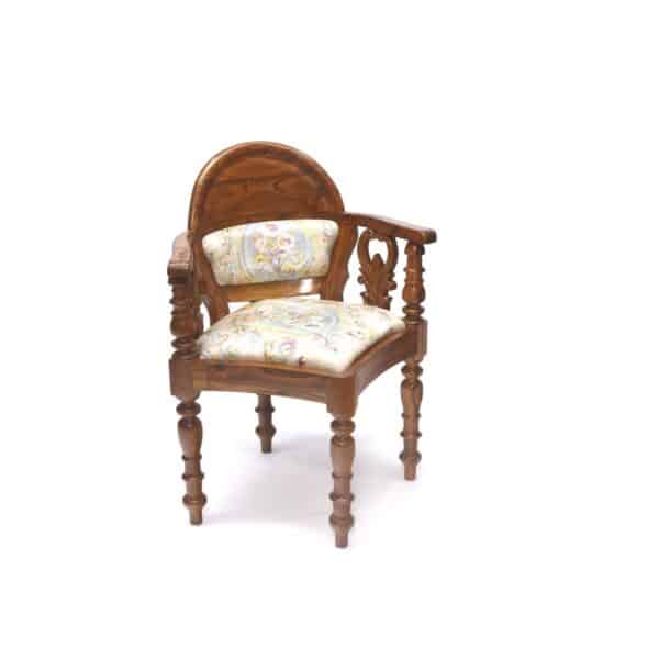 Stylish Natural Polish Carved Chair