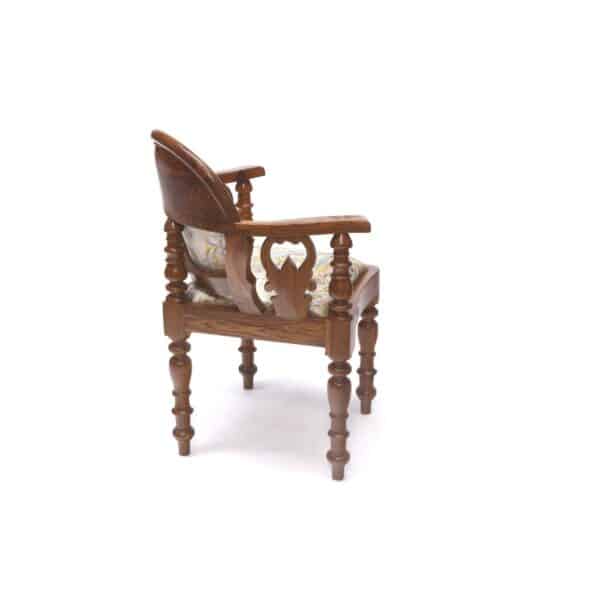 Stylish Natural Polish Carved Chair2